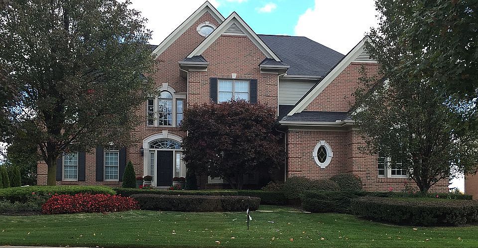 1st image of 48278 Manorwood Dr