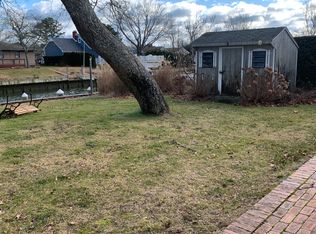 19 Tarpon Rd, East Quogue, NY 11942