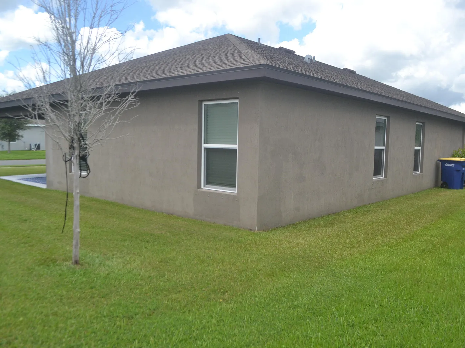 4 bed, 2.0 bath, 1851 sqft, $2,650 — Photo 4