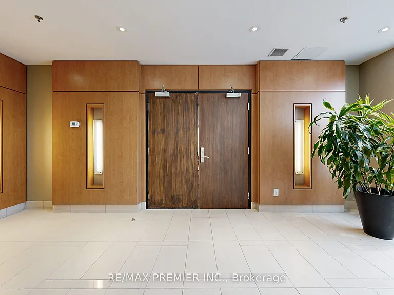 840 Queens Plate Dr #610 — Photo 43