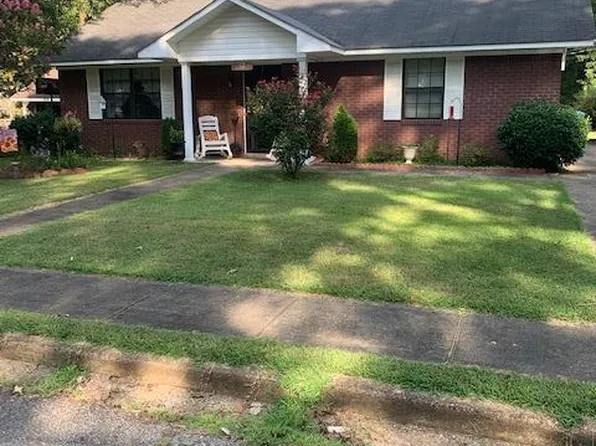 112 Morrison St, Coffeeville, MS 38922