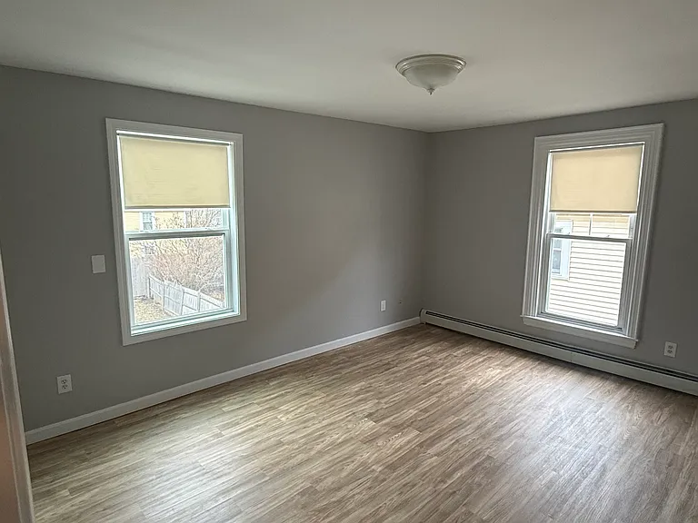 183 Center St — Photo 10