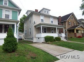 5th image of 1710 Oak St