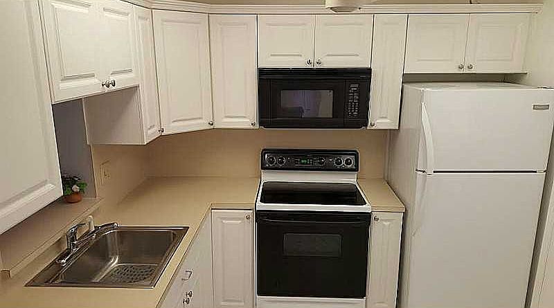 Home For Sale In Meadowbrook
