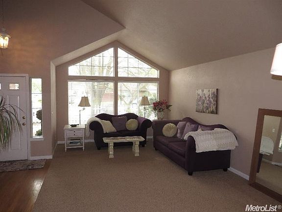 5th image of 5829 Caribbean Cir