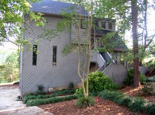 367 Lake Forest Dr, Acworth, GA 30102