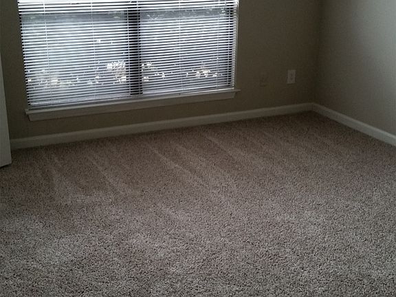 3rd image of 6 Aspen Dr APT A