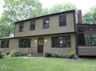 4 Kellogg St #A, Bethel, CT 06801