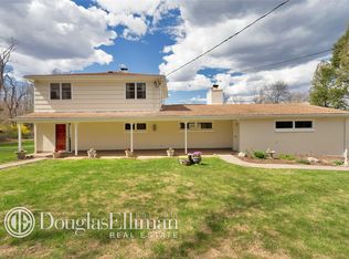 12 Valley Pond Rd, Katonah, NY 10536