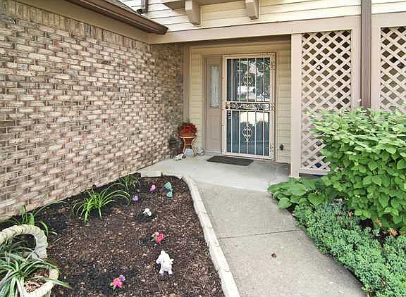 2nd image of 9217 Sea Pine Ln