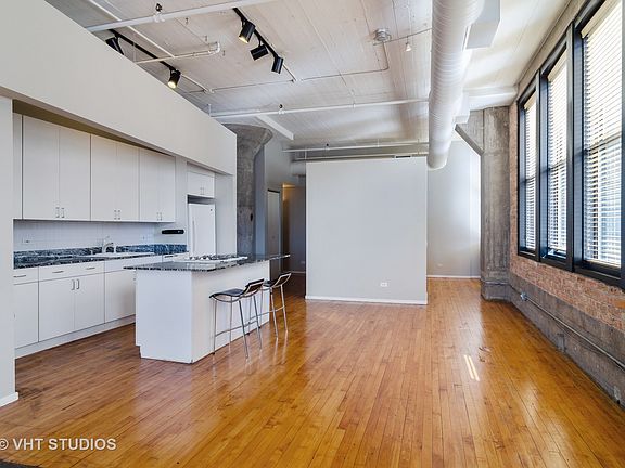 4th image of 728 W Jackson Blvd APT 408