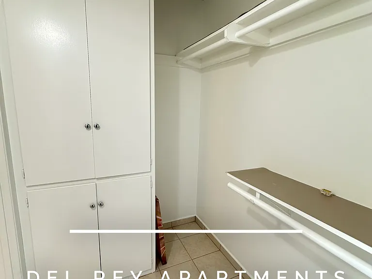 526 S 1st Ave #11 — Photo 17