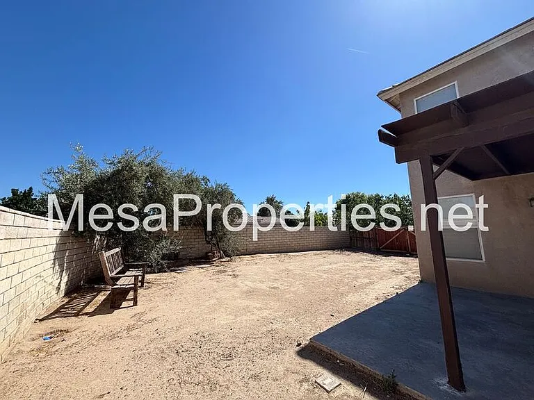 15083 Brown Ln — Photo 26