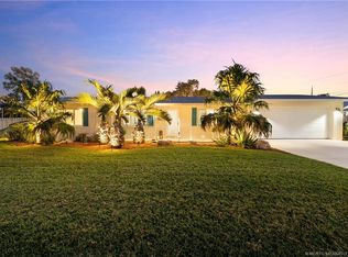 8905 SW Cherry Ln, Stuart, FL 34997