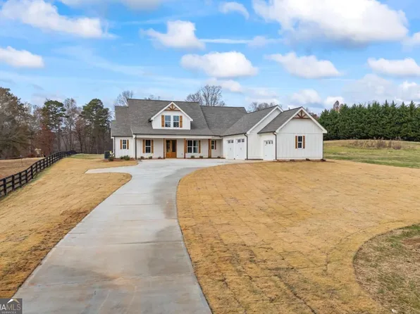 4312 Green Hl, Gainesville, GA 30506