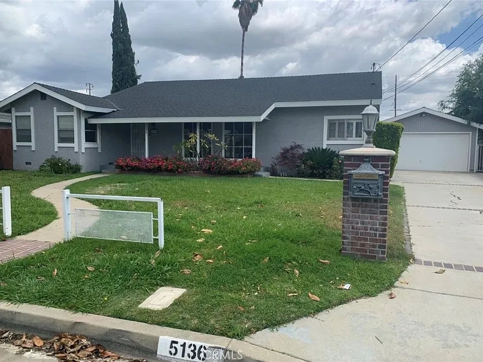 5136 Myrtus Ave