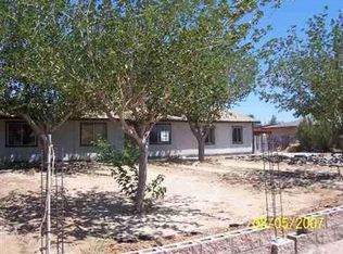 15545 Wichita Rd, Apple Valley, CA 92307