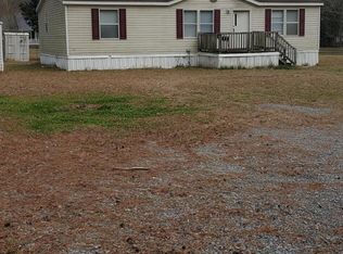 1136 Harristown Rd, Bonneau, SC 29431