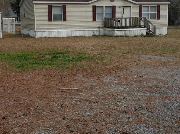 1136 Harristown Rd, Bonneau, SC 29431