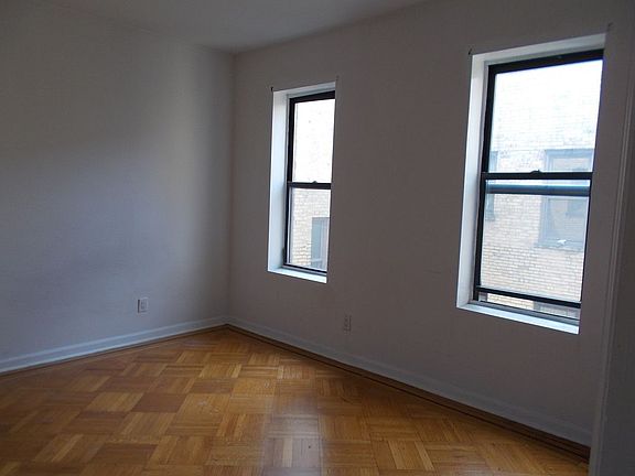 4th image of 356 Saint Johns Pl #D2