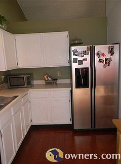 Updated applicances and floor in kitchen