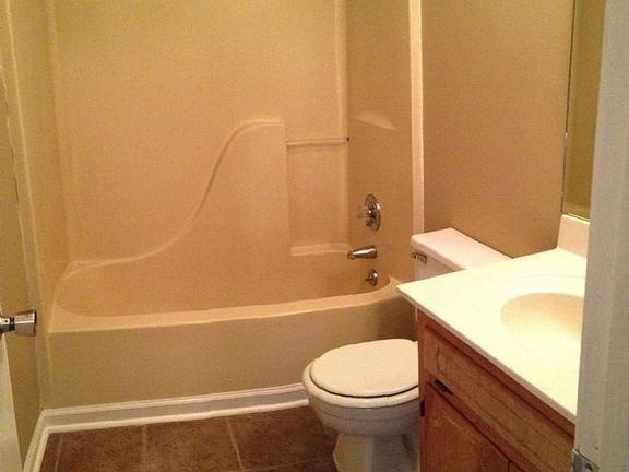 5th image of 275 Northridge Dr