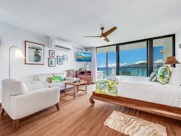 3543 Lower Honoapiilani Rd #A206, Lahaina, HI 96761