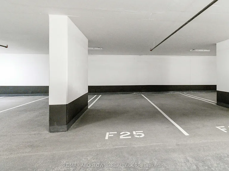 2075 Lakeshore Rd #2011 — Photo 26
