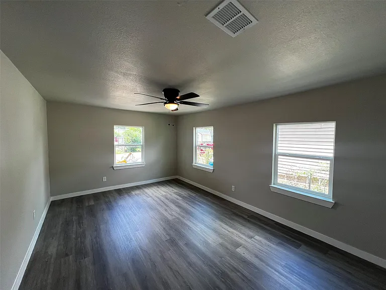 1801 Norlinda St — Photo 11