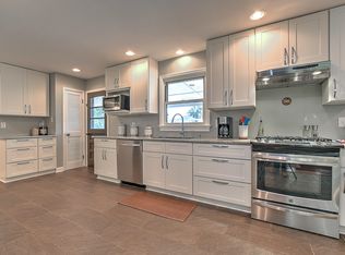 500 Meadow Dr, Bristol, VA 24201