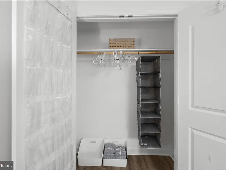380 Broadview Ave #2 — Photo 12
