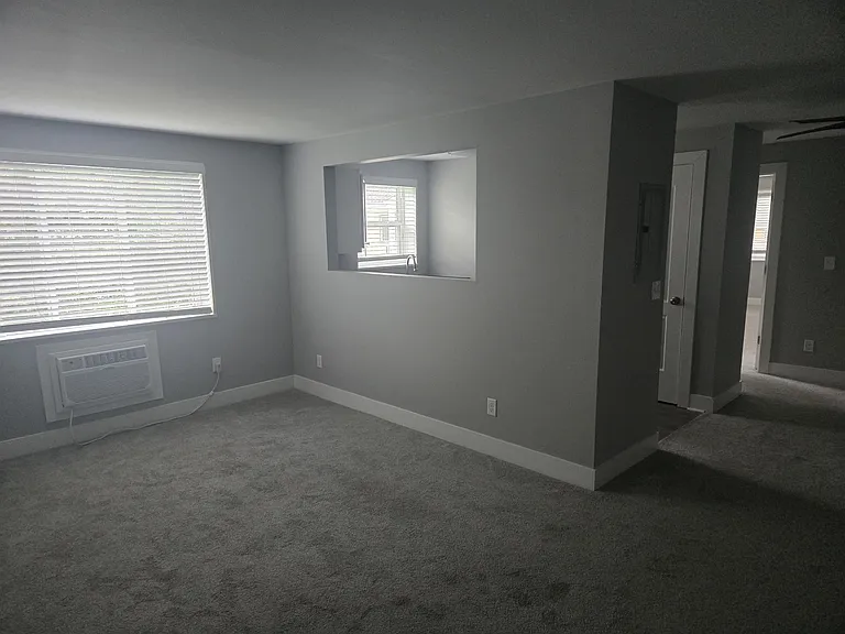 Columbus Park Apartments — Photo 33