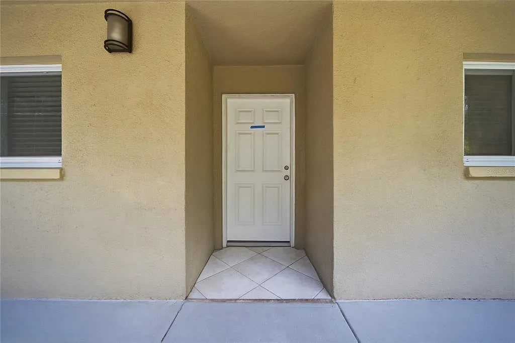 2 bed, 2.0 bath, 1120 sqft, $1,850 — Photo 1