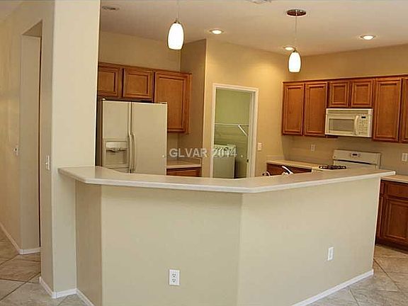 4th image of 1441 Bonner Springs Dr