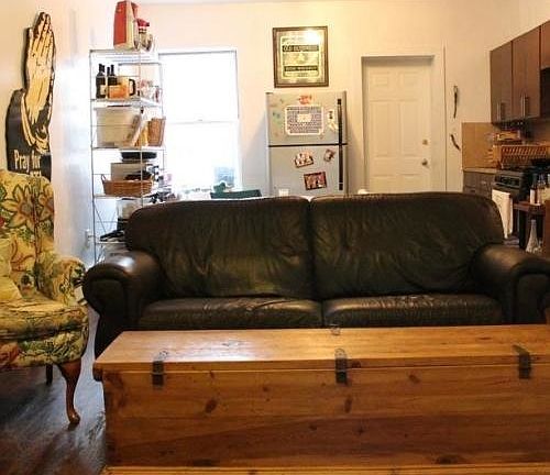 5th image of 318 Bedford Ave APT 2R