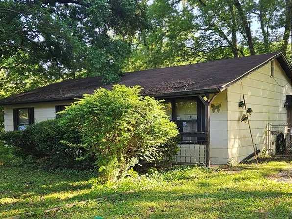6001 Country Creek Dr, House Springs, MO 63051