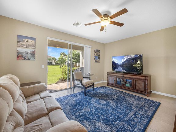 5th image of 1128 Vermilion Drive