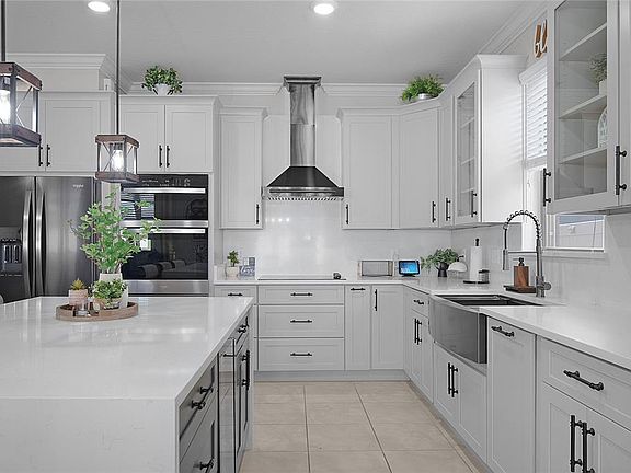 2nd image of 1796 CAYMAN COVE CIRCLE