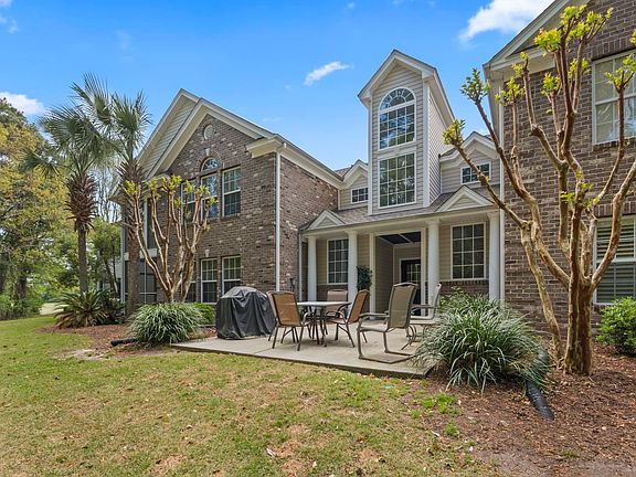 2nd image of 19 Pistachio Loop #G