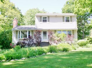 12 Pinecrest Ln, Ashland, MA 01721