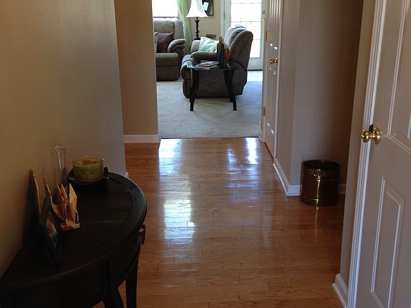 2nd image of 1867 Elmhurst Way