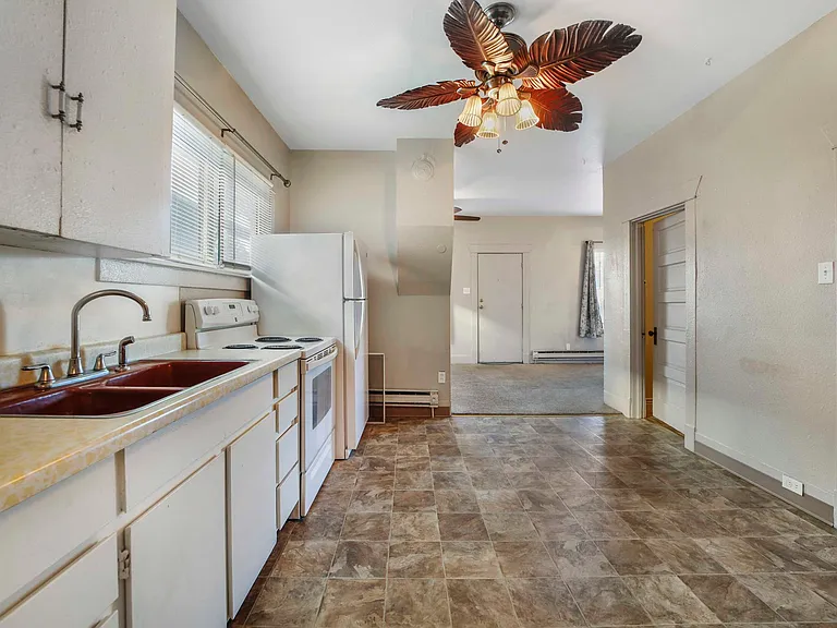 1843 Overland Ave — Photo 22