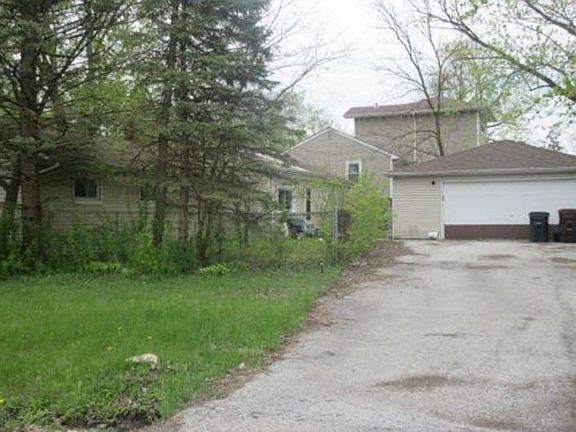 3rd image of 15308 Le Claire Ave
