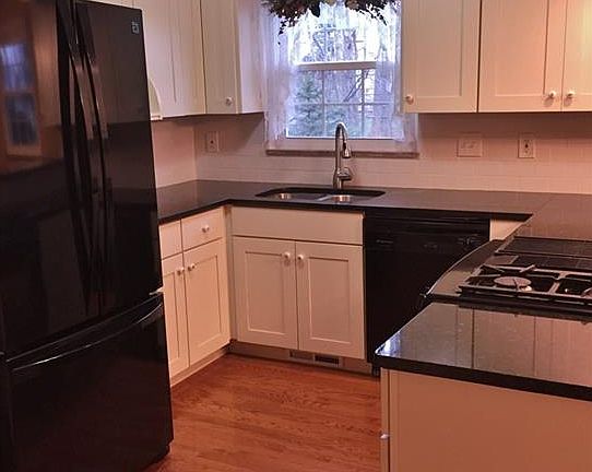 4th image of 5081 W 228th St
