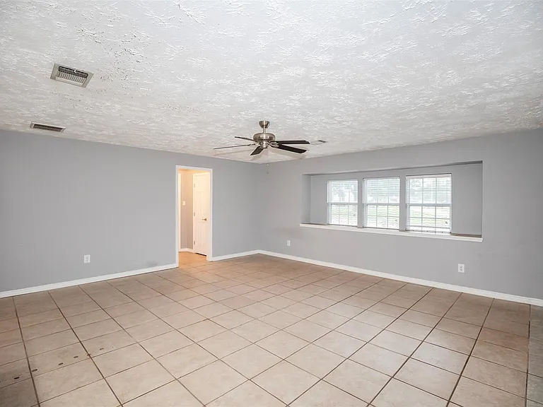 10514 Sagemeadow Ct — Photo 9