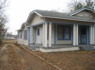 416 N Goodrich St, Seguin, TX 78155