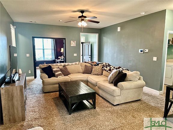 3rd image of 133 Clydesdale Court