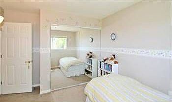3rd image of 4807 Bethlehem Ct