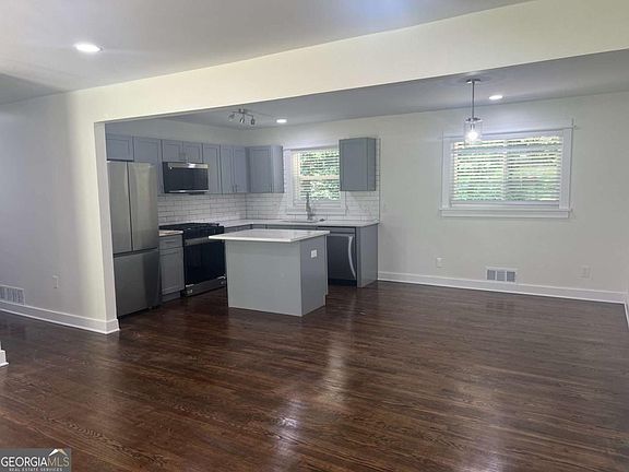 5th image of 3477 Tulip Dr