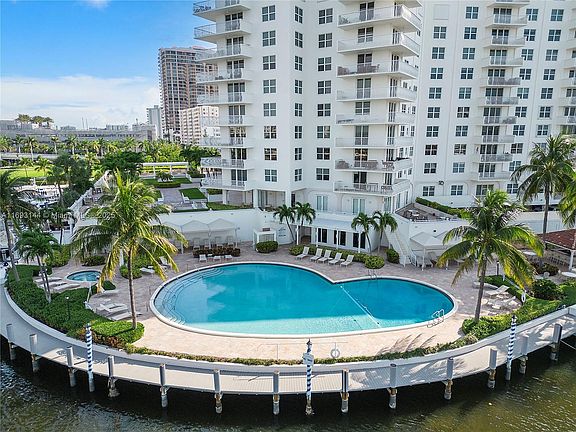 2nd image of 1 Las Olas Cir APT 709